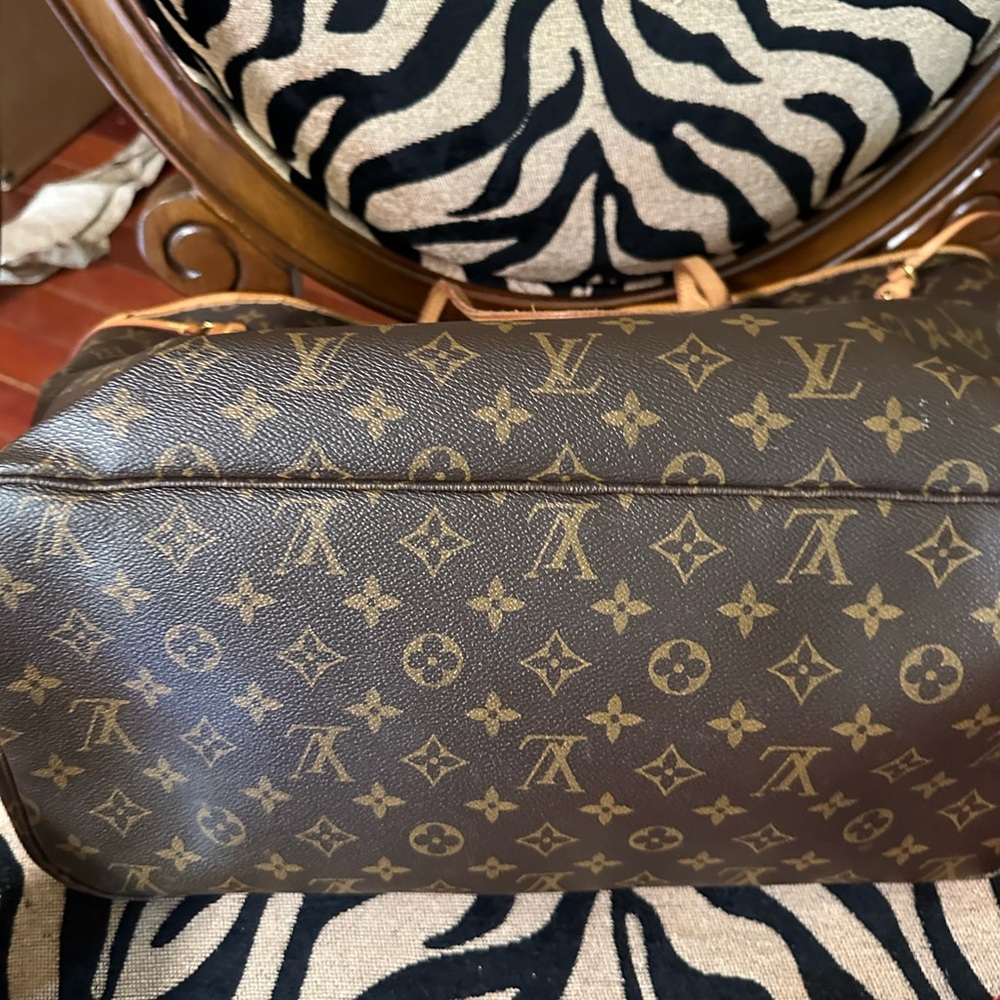 Louis Vuitton Monogram GM Tote with Pink Interior , with purchase box - Picture 13 of 16